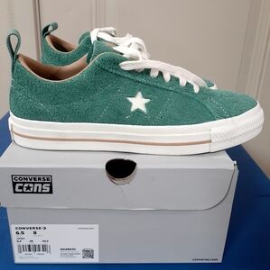 NWT Converse One Star Pro Vintage Suede, Size 8